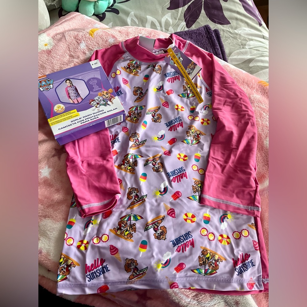 NWT Nickelodeon Paw Patrol Rash guard